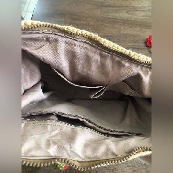 Adorable cottage core handmade crotchet bag - Picture 5 of 5